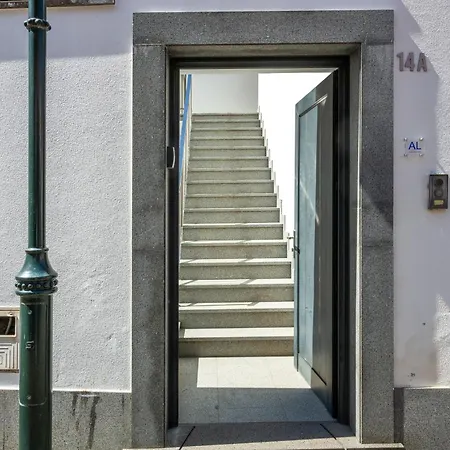 Appartamento Vic Center House *